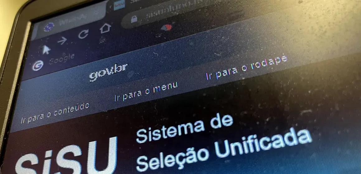 Começa convocação de estudantes em lista de espera do Sisu