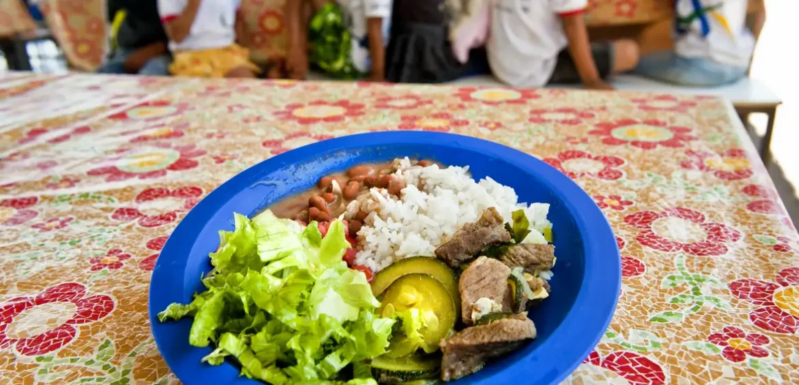 merenda_escolar Merenda escolar poderá ter no máximo 15% de alimentos ultraprocessados