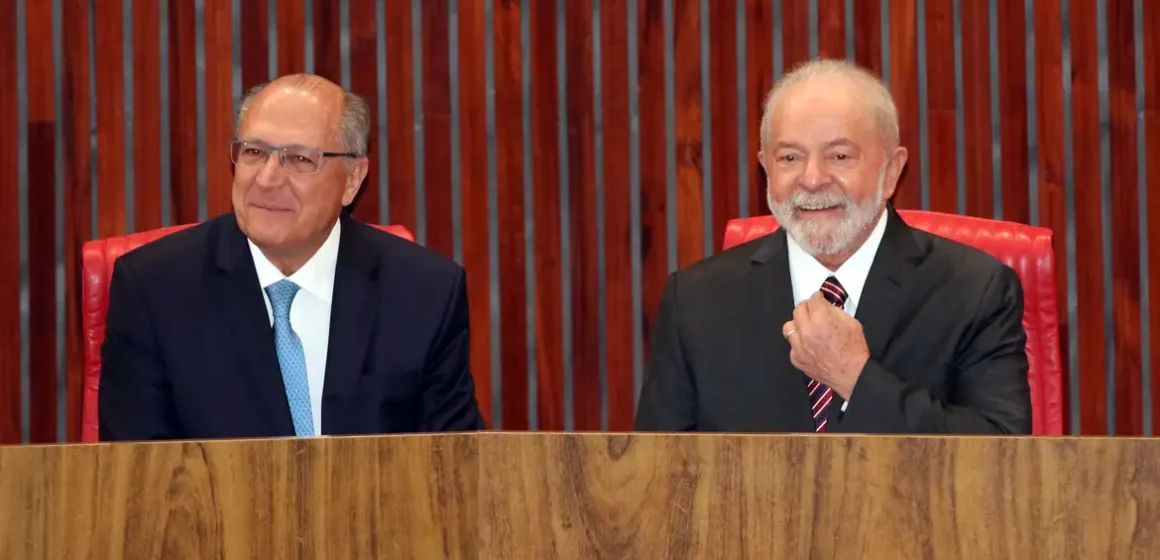 Lula afirma que mantém uma sólida aliança com o PSD e que não é o momento de debater o vice de 2026