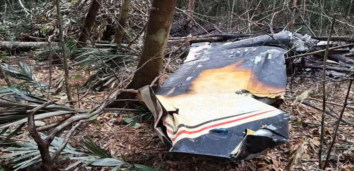 Avião venezuelano que entrou ilegalmente no Brasil é abatido pela FAB