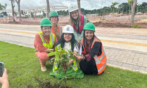 Ministra dos Povos Indígenas conhece obras do Parque da Cidade, em Belém