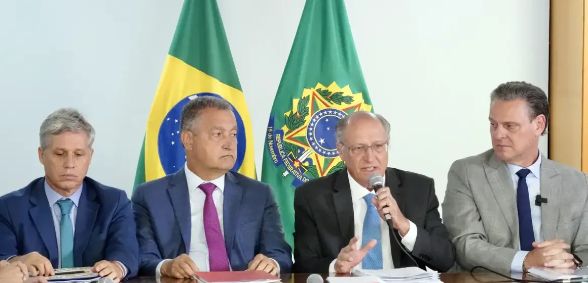 Governo zera tarifa de importação de 9 alimentos para reduzir preços