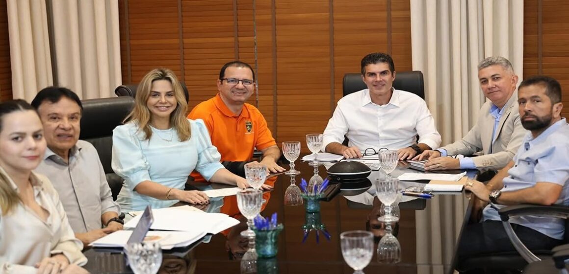 Helder anuncia para Bom Jesus do Tocantins construção de novo hospital e obras de asfalto