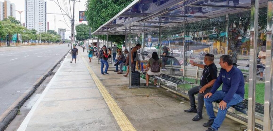 Novas paradas de ônibus para linha Mosqueiro/São Brás começam a operar na Almirante Barroso, em Belém
