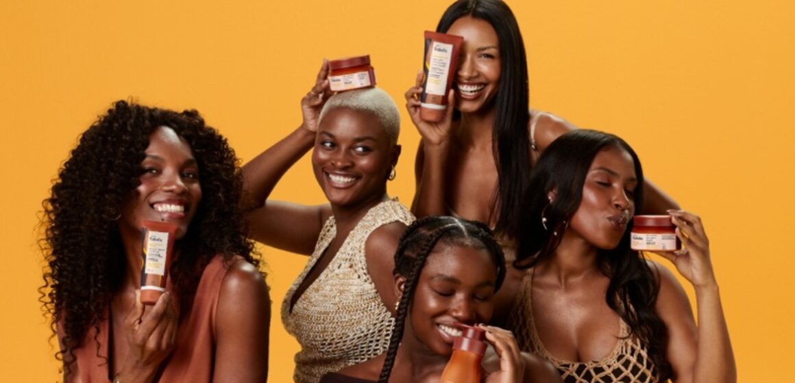 Natura lança linha de produtos para pele negra após estudo inédito sobre bem-estar de mulheres negras