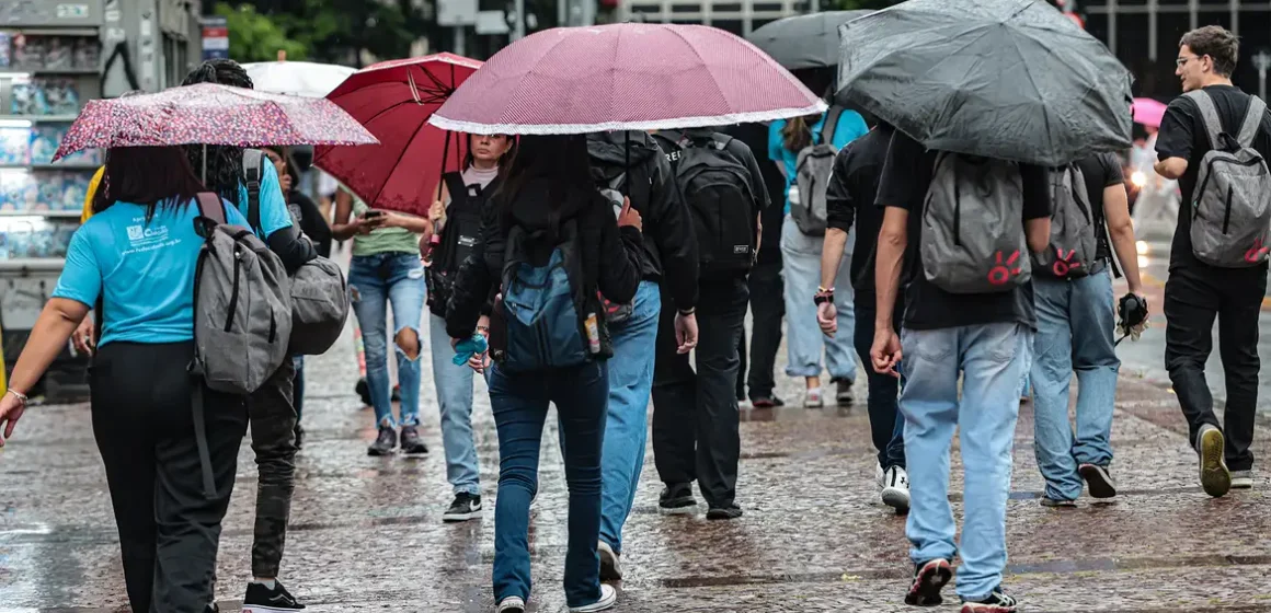 Abril terá temperaturas acima da média em grande parte do país