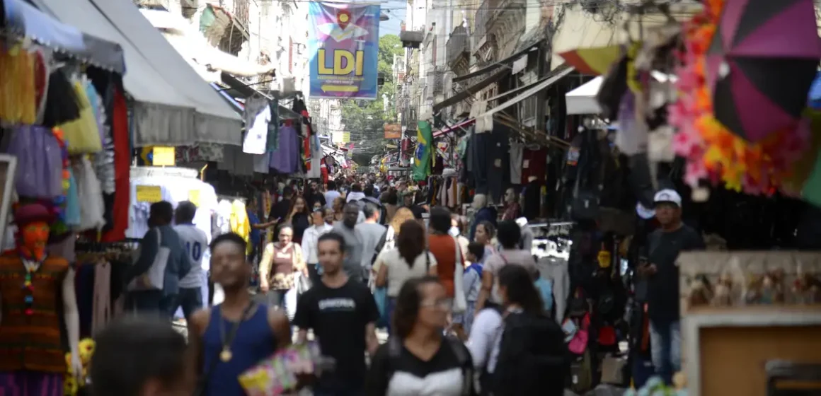 Economia brasileira cresceu 0,3% de dezembro para janeiro, estima FGV