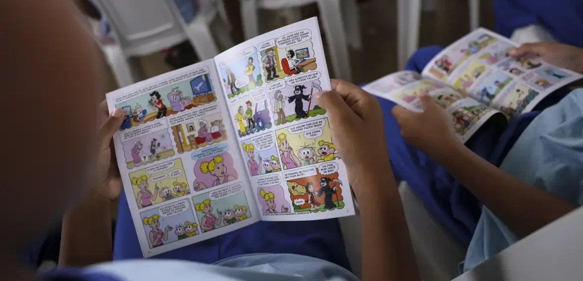 Gibi da Turma da Mônica aborda a relação entre diferentes gerações