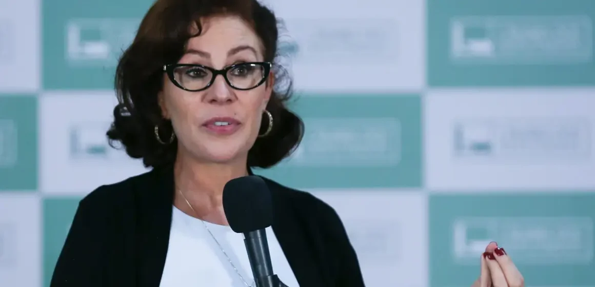TRE de São Paulo mantém cassação do diploma de Carla Zambelli