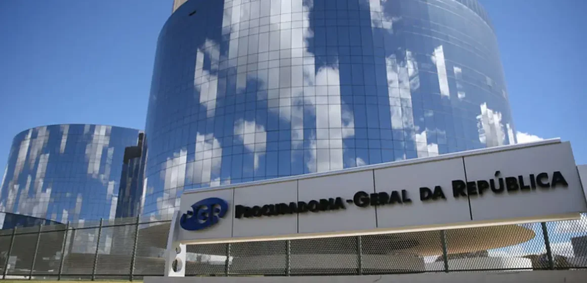 pgr MPF arquiva investigação contra Bolsonaro sobre importunação de baleia