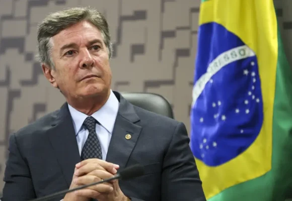 Ex-presidente Fernando Collor é preso nesta sexta-feira