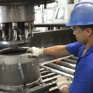 Vendas da indústria de máquinas sobem 15% no primeiro trimestre