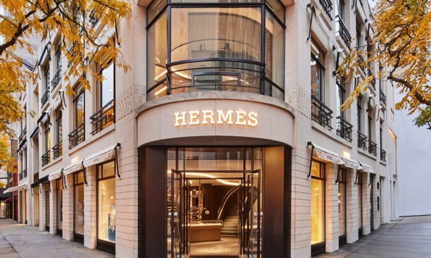 Hermès ultrapassa a LVMH em valor de mercado e torna-se a empresa de luxo mais valiosa do mundo