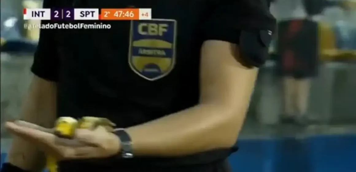Racismo no futebol cresce, apesar de campanhas, alerta Observatório