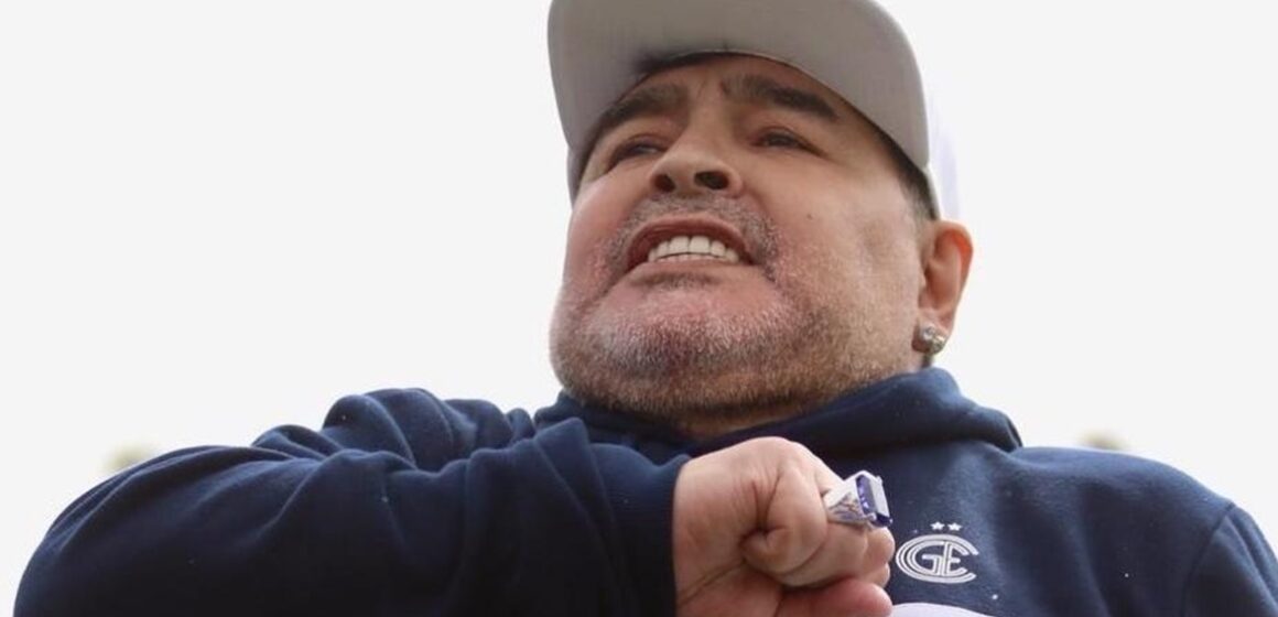 Maradona não tinha álcool ou drogas no sangue ao morrer, diz perito em julgamento