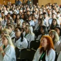 Mais Médicos: 407 profissionais começam a atuar em 22 estados