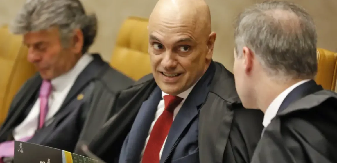 Assistência religiosa a presos é prevista na Constituição, diz Moraes