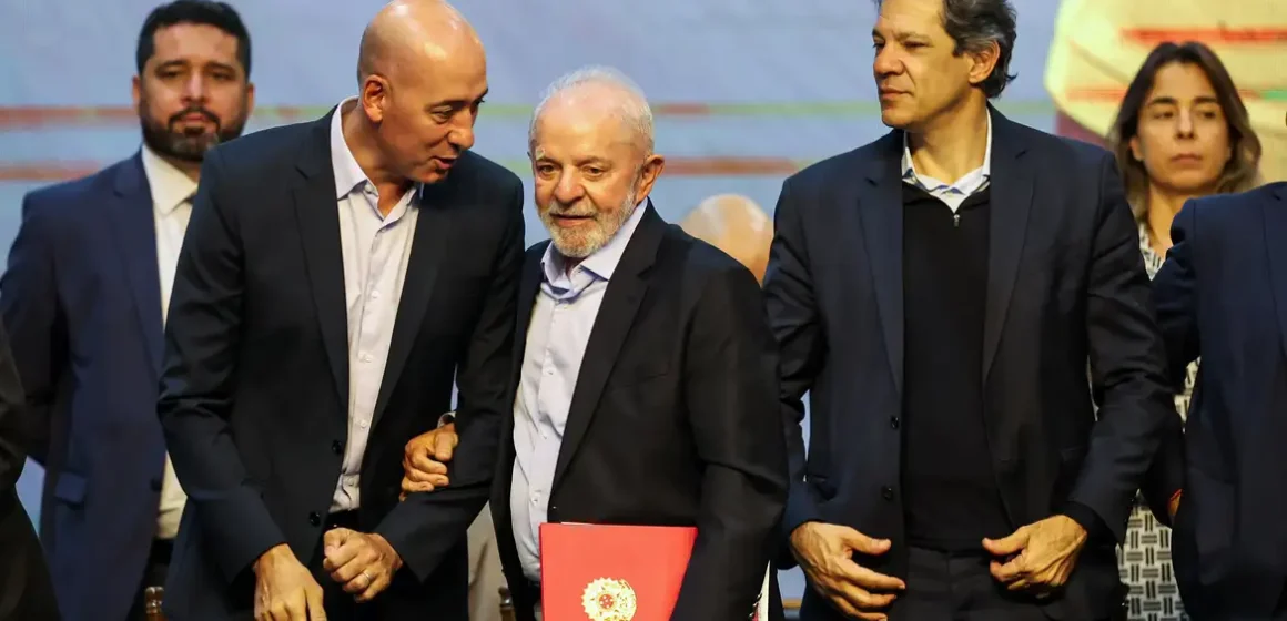 Haddad pede que eleitores se mobilizem por reforma do Imposto de Renda