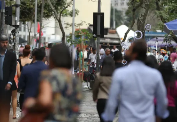 Medidas de saúde mental no trabalho começam de forma educativa em maio
