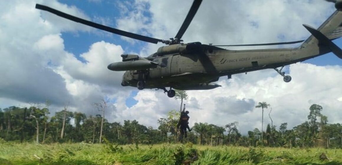 FAB e Polícia Federal confirmam interceptação de avião em Altamira que transportava drogas