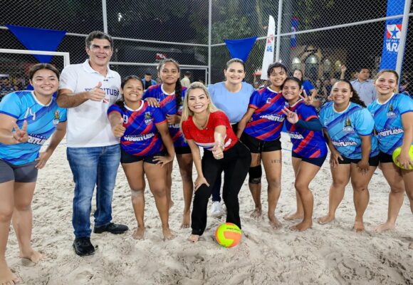 Helder entrega primeira etapa da nova Praça Menino Deus em Marituba