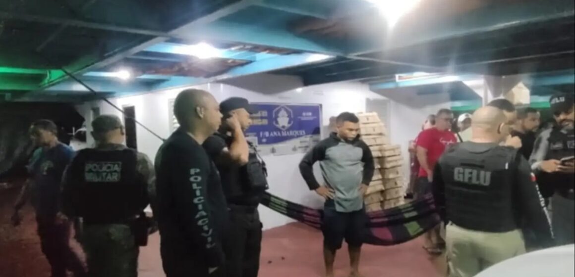 20250522164703-GC00067277-F00239996E Embarcação com destino a Belém é interceptada e suspeito de mandar matar missionário no Amapá é preso