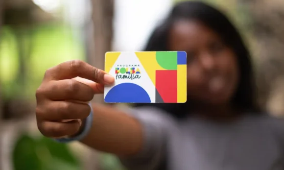 Governo reduz período de transição para famílias que superam pobreza no Bolsa Família