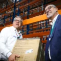 Ministério da Saúde recebe 1,3 milhão de vacinas contra a covid-19