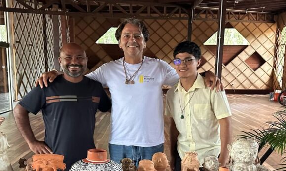 Ator Marcos Palmeira visita Belterra, no Oeste do Pará