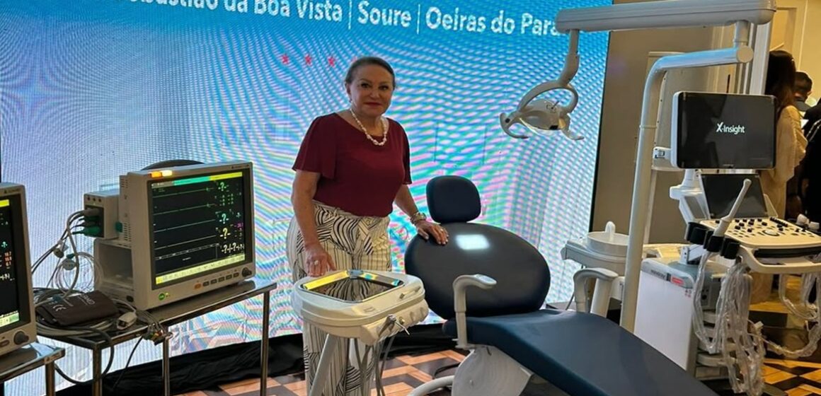 Elcione prestigia entrega de equipamentos de saúde para o Marajó