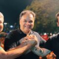 Chicão celebra o aniversário de Tailândia