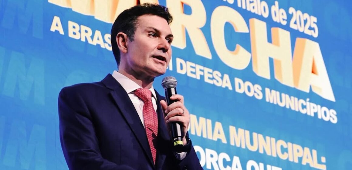 SaveClip.App_500342360_18299446423245216_2143321260848343263_n Jader Filho dialoga com prefeitos em Marcha