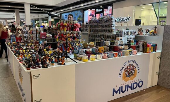 Feira Artesanato Expositores do Mundo leva cultura e diversidade ao Shopping Metrópole Ananindeua*