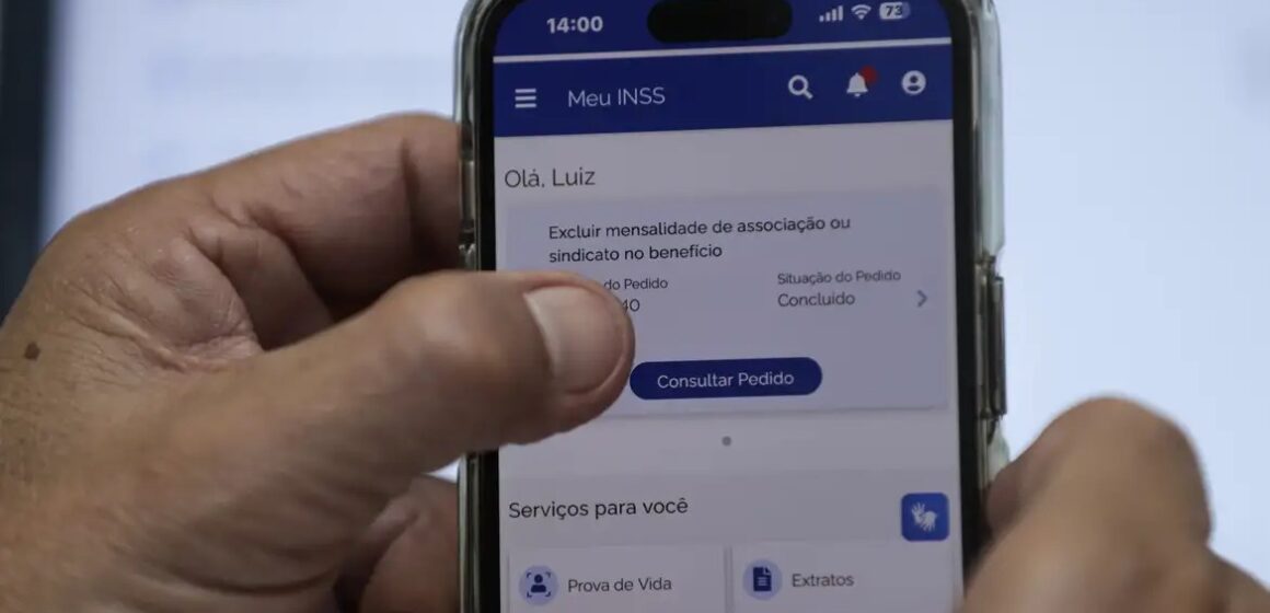 INSS notifica aposentados sobre descontos em benefícios via aplicativo