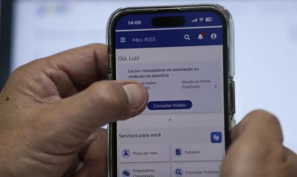 INSS notifica aposentados sobre descontos em benefícios via aplicativo