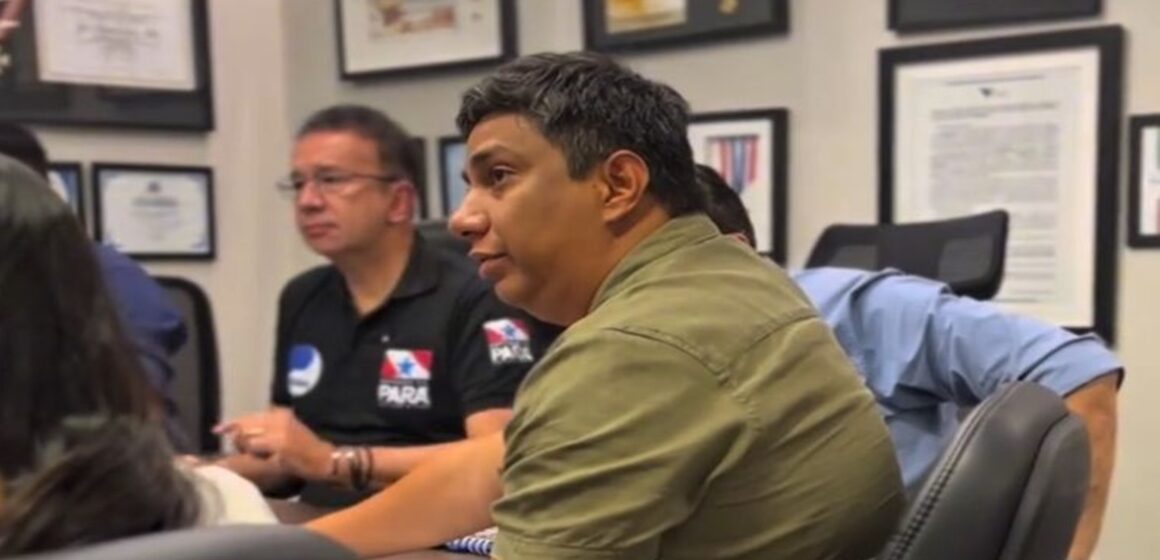 José Fernando reúne com diretoria da Cosanpa