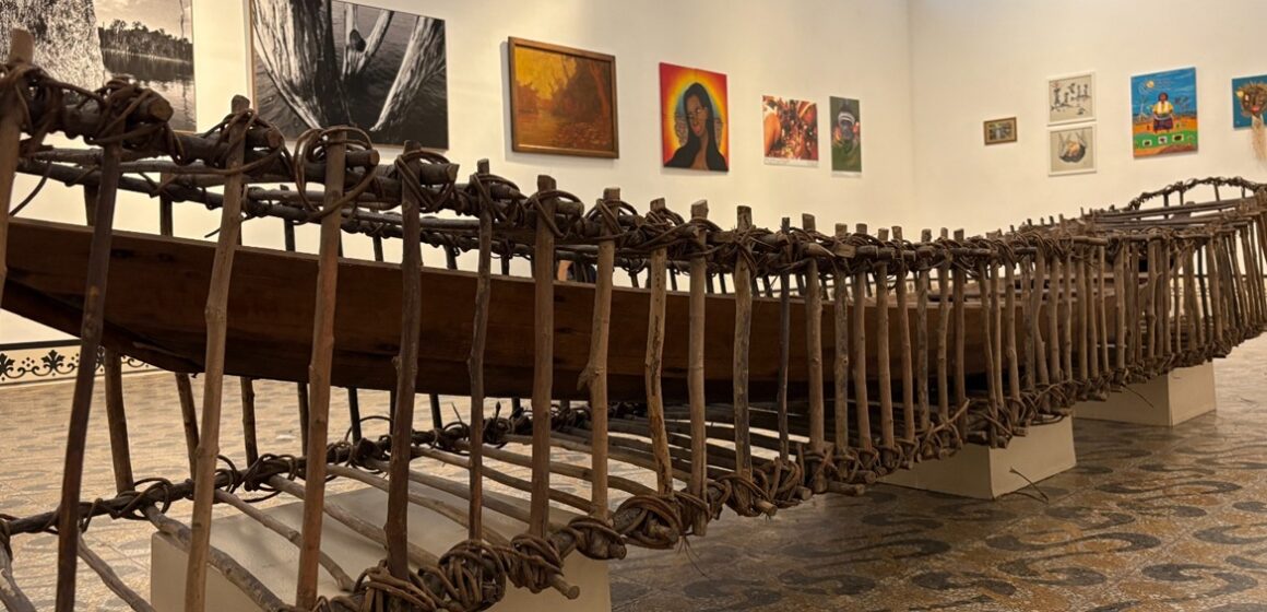 WhatsApp Image 2025-05-19 at 09.35.20 MABE inaugura exposição “EXISTIRMOS” com arte que reflete crise climática e Amazônia