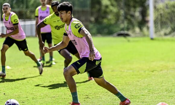 STJD suspende jogador do América-MG por ato de discriminação racial