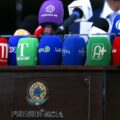 Violência contra jornalistas diminui, mas ainda preocupa, aponta Fenaj