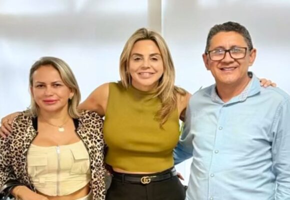 Cilene Couto recebe lideranças em seu gabinete