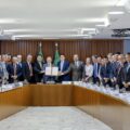 Lula assina MP que amplia tarifa social e libera escolha de fornecedor de energia