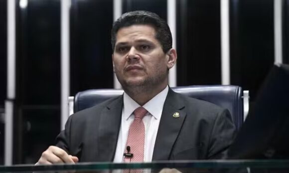 Senado pode votar na próxima semana PEC que acaba com reeleição para cargos do Executivo