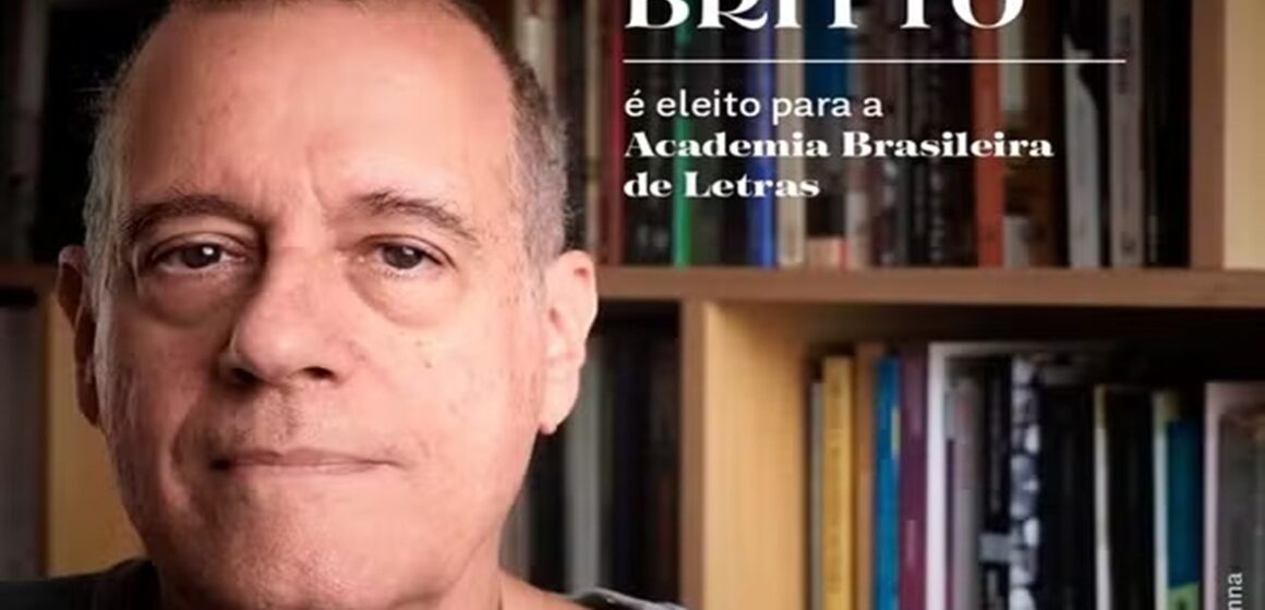 Paulo Henriques Britto é eleito para a Academia Brasileira de Letras