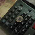 CMN reduz prazos mínimos de títulos agrícolas e imobiliários e reforça regras para CRIs e CRAs