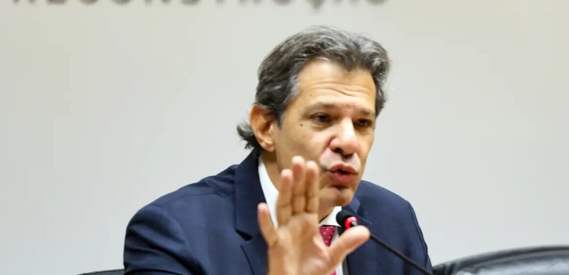 Haddad denuncia “caixa-preta” de R$ 800 bilhões em renúncias fiscais no Brasil