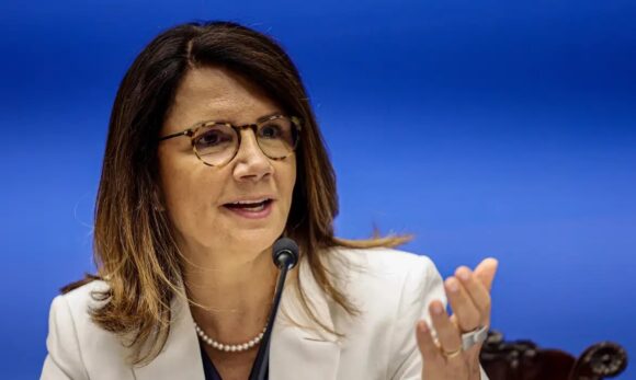 “Financiamento climático não é caridade”, afirma diretora da COP30 em fórum no Rio