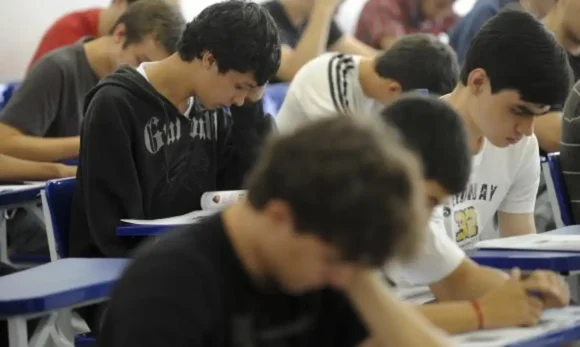 Governo federal abre 3.352 vagas em novo concurso unificado