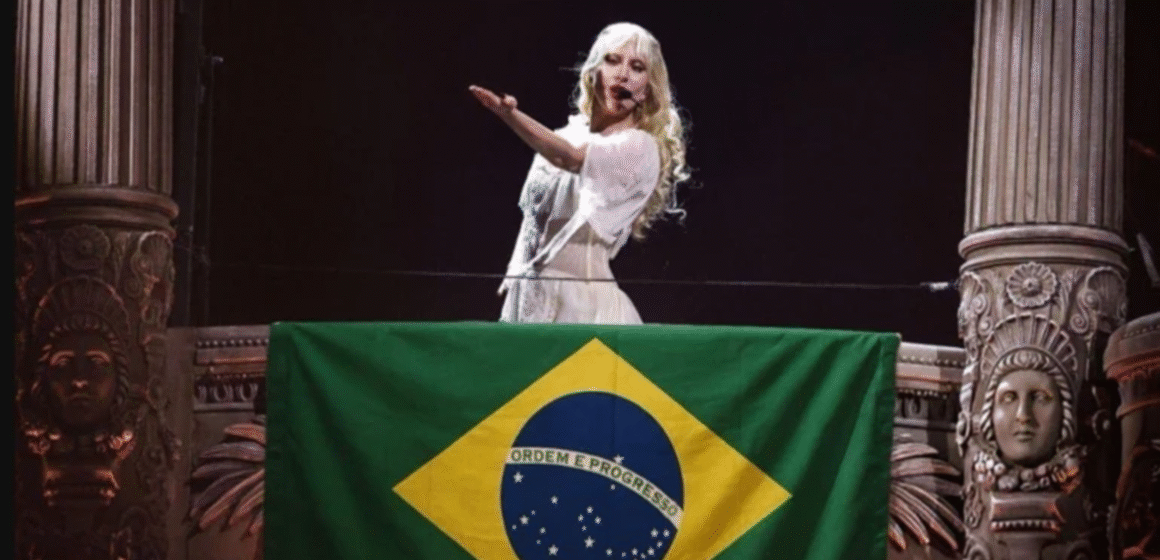 Lady Gaga só soube de possível atentado em show pela imprensa, diz equipe