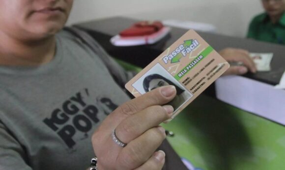 Setransbel informa que os Cartões Passe Fácil seguem válidos nos ônibus com ar-condicionado e não precisam ser renovados