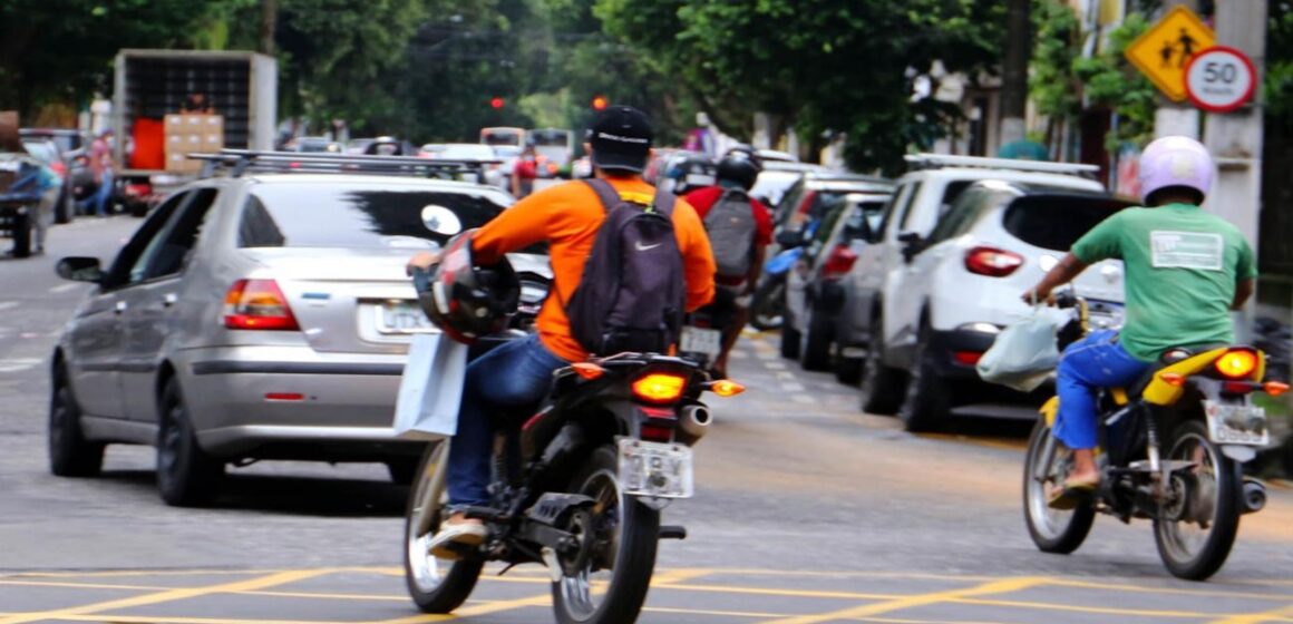 Veículos com final de placas 46 a 66 têm descontos no IPVA até dia 19 de maio